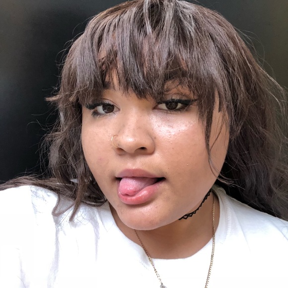 Meet your Posher, Juanita - Picture 1 of 1